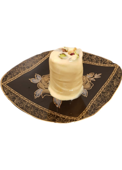 Mango ice cream kulfi dessert, homemade flavor, natural - Indusfarms